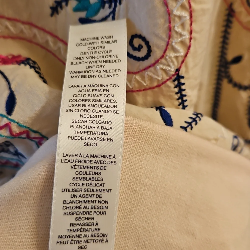 Chico’s Embroidered Tan Tiered Caftan Blouse, M/L, Boho, Floral, Festival - Picture 5 of 10